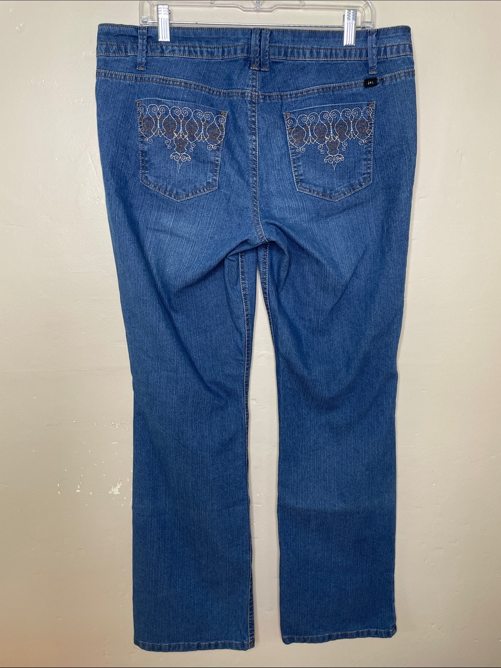 L.E.I. Chelsea Low Rise LOLA Y2K Straight Leg Jeans Embellished Pockets Size 17